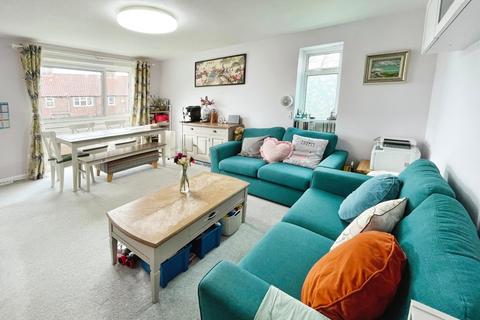 2 bedroom flat for sale, Grange Court, Grange Road, Bowdon, Altrincham, WA14