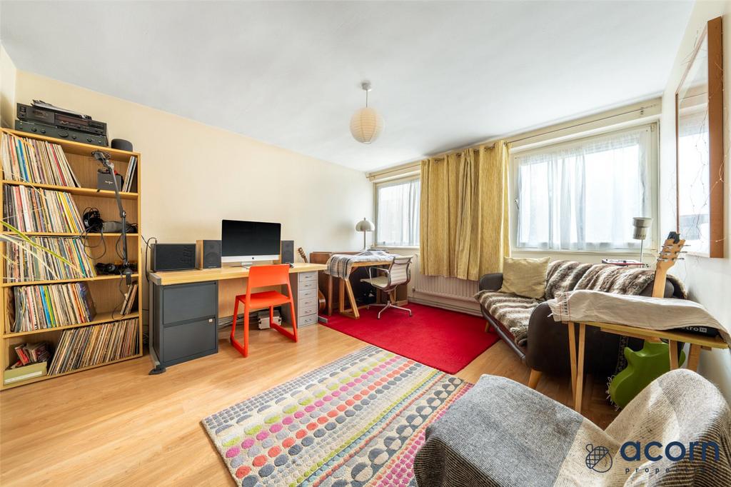 Hartgrove Court, Kingsbury NW9 1 bed apartment for sale £235,000
