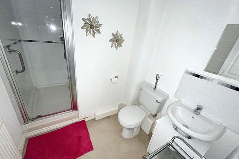 2 bedroom flat for sale, 70 Junction Road, Norton, Stockton-on-Tees, Durham, TS20 1PT