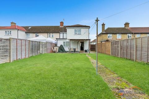 5 bedroom semi-detached house for sale, Coldharbour Lane, Hayes UB3 3EH