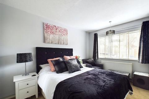 2 bedroom ground floor flat for sale, Brougham Road, Worthing BN11 2PJ