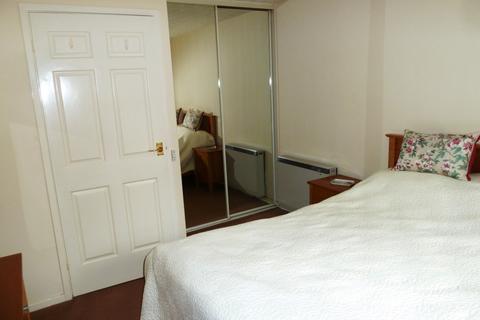 2 bedroom ground floor flat for sale - Applegarth Court, Northallerton DL7