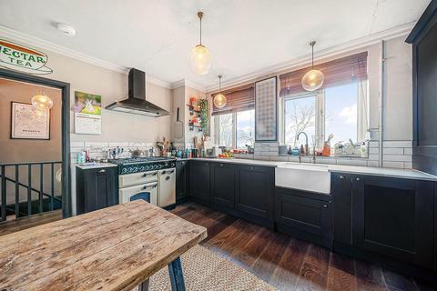 3 bedroom terraced house for sale, Finch Avenue, West Norwood