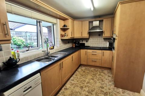 2 bedroom retirement property for sale, Chestnut Court, Leyland PR25