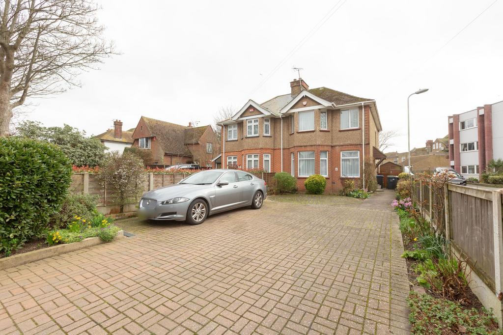 Alpha Road, Birchington, CT7 3 bed semidetached house for sale £395,000