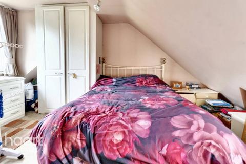 156 Rushgrove Avenue, London, NW9 6RE