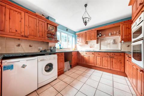 8 Englefield Crescent, Orpington, BR5 2HZ