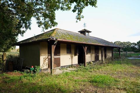 2 bedroom property with land for sale, Tom Thumb Barn, Lewes Road, Laughton