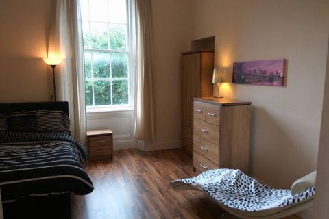 4 bedroom flat to rent - Granville st, Glasgow, G3