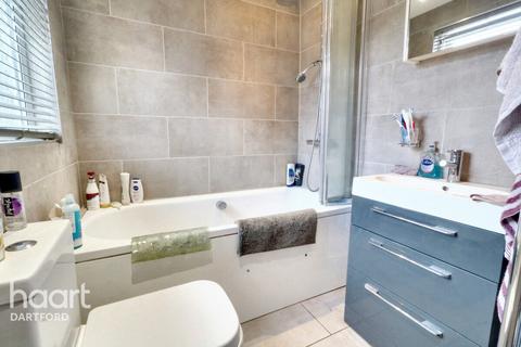 97 New Road, South Darenth, Dartford, DA4 9AS