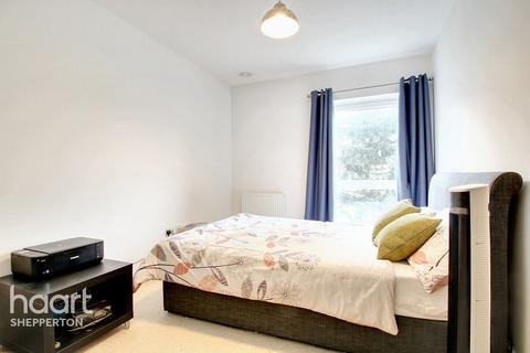 2 bedroom apartment for sale, Spelthorne Grove, SUNBURY-ON-THAMES