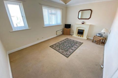 1 bedroom flat for sale, Flat , Bilbrook Court, Bilbrook Road, Codsall, Wolverhampton