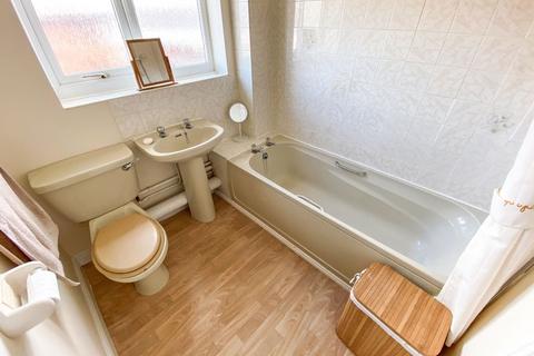 1 bedroom flat for sale, Flat , Bilbrook Court, Bilbrook Road, Codsall, Wolverhampton