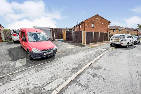 17 Club Row, Dudley, DY3 2BP