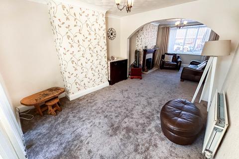 3 bedroom semi-detached house for sale, Baptist End Road, Dudley