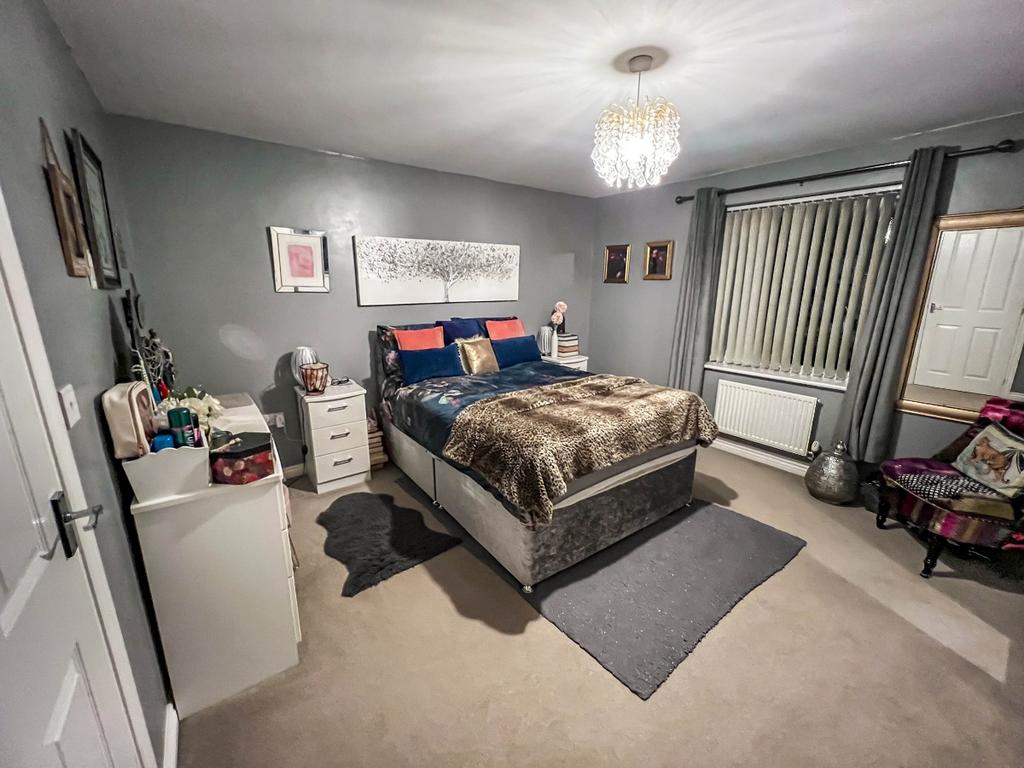 2nd Bedroom