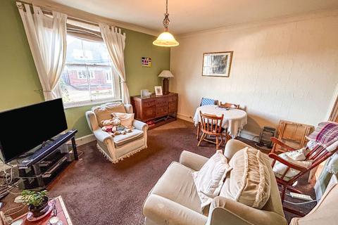 1 bedroom flat for sale, First Floor Flat,  Chawn Hill, Stourbridge