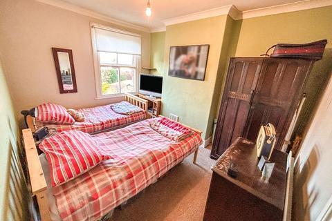 1 bedroom flat for sale, First Floor Flat,  Chawn Hill, Stourbridge