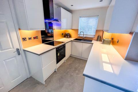 11 Bramble Close, Cradley Heath, B64 5QQ