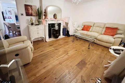 11 Bramble Close, Cradley Heath, B64 5QQ