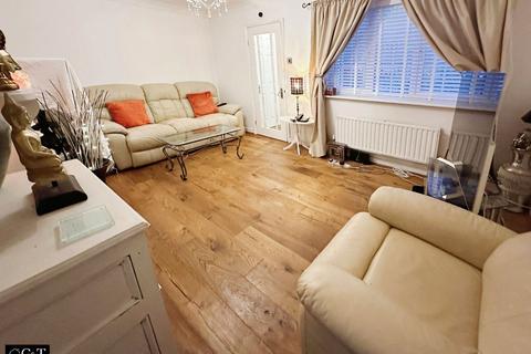 11 Bramble Close, Cradley Heath, B64 5QQ