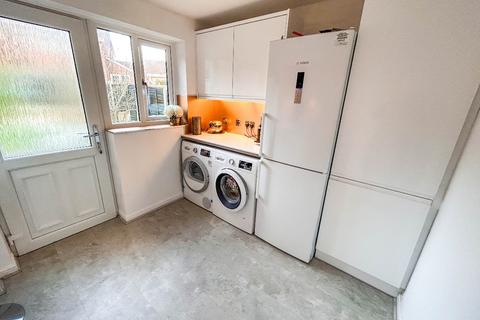 11 Bramble Close, Cradley Heath, B64 5QQ