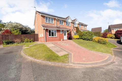 6 Skylark Close, Brierley Hill, DY5 4UQ