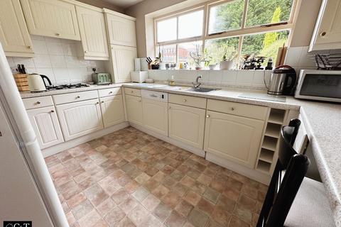 4 bedroom detached house for sale, Priory Close, Dudley