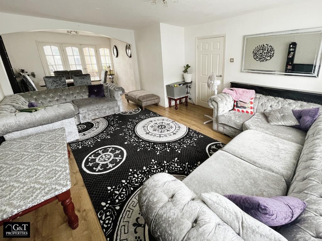 Living/Dining Room