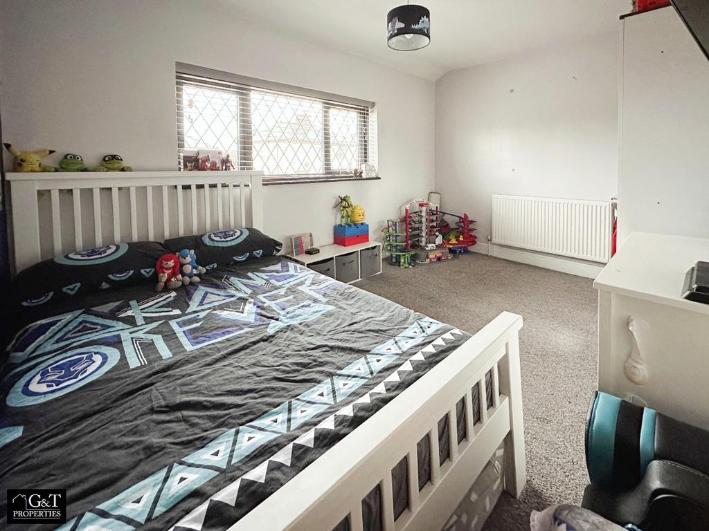 2nd Bedroom
