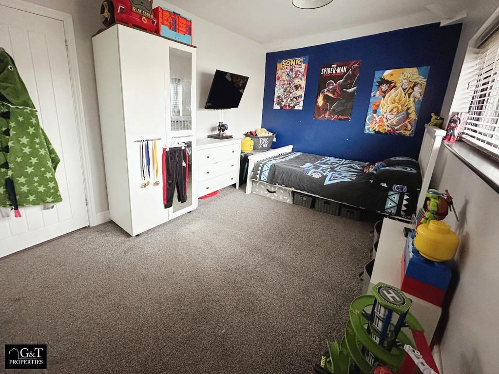 2nd Bedroom