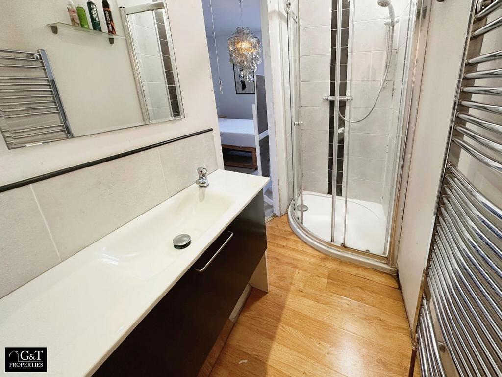 Ensuite