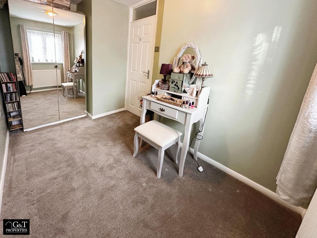 2nd Bedroom