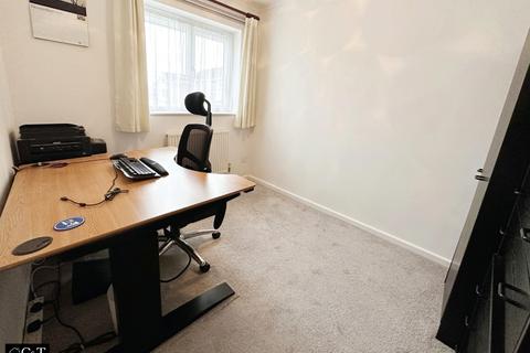 5 Argyle Close, Stourbridge, DY8 4XT