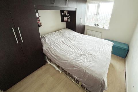 14 Aintree Way, Dudley, DY1 2SL
