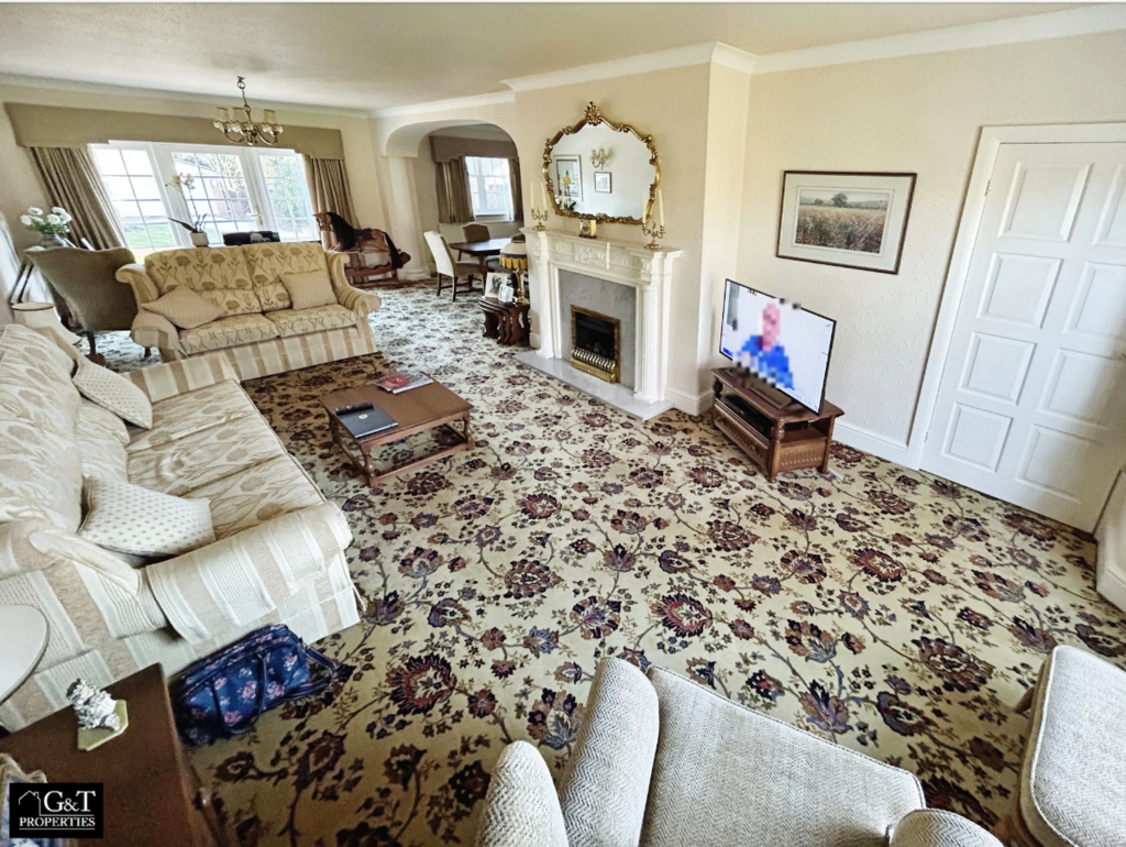 Living/Dining Room