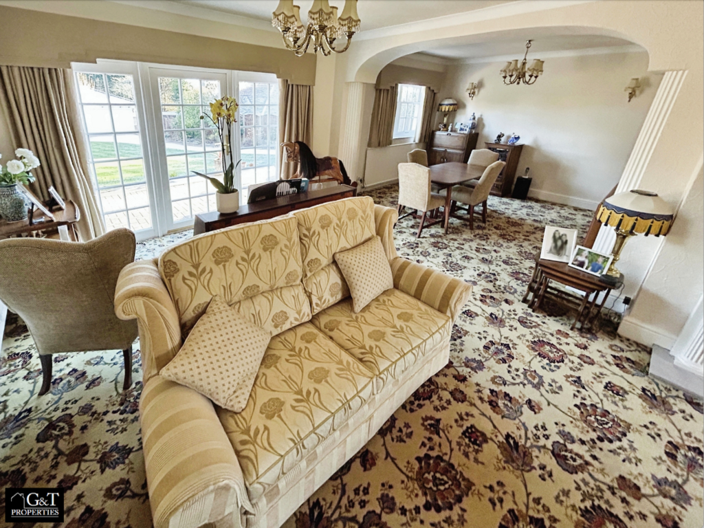Living/Dining Room
