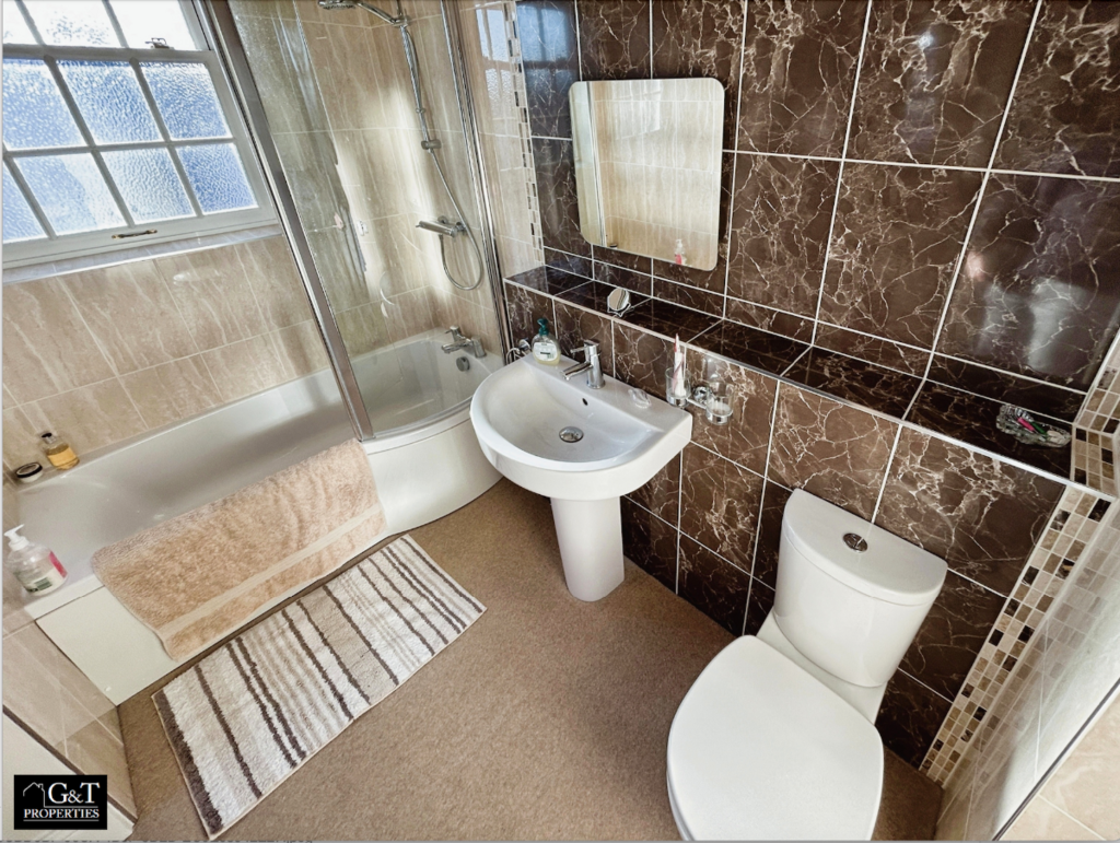 Ensuite