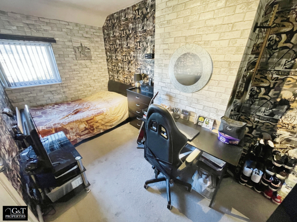 2nd Bedroom