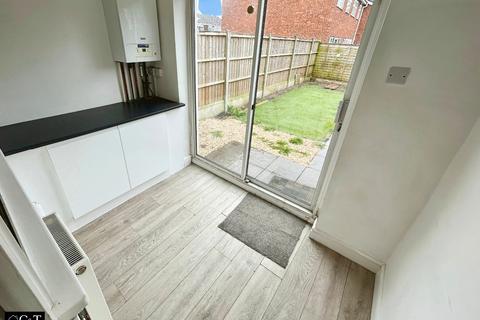 92 Chichester Avenue, Netherton, Dudley, DY2 9JL