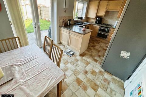 3 bedroom semi-detached house for sale, Ripley Grove, Dudley