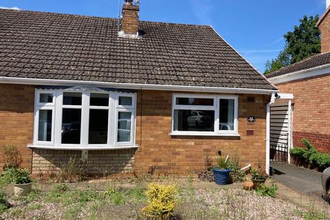 2 bedroom bungalow for sale, Newfield Drive, Kingswinford
