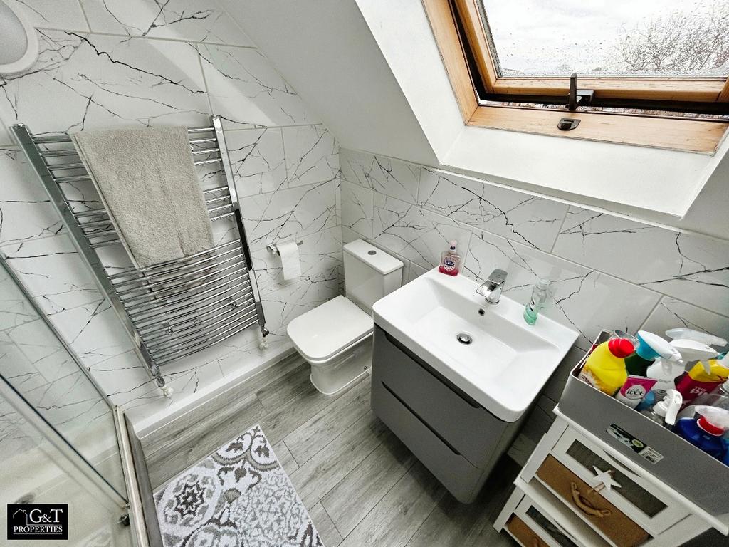 Master En-Suite
