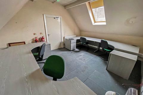 Office to rent, Halesowen Road, Cradley Heath