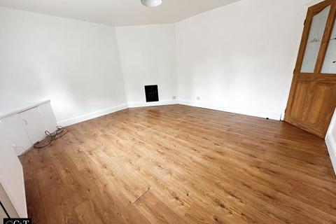 3 bedroom semi-detached house to rent, Meadow Road, Dudley
