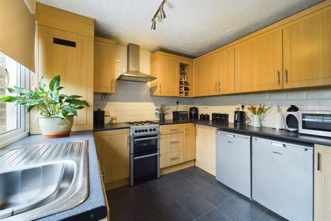 12 Colne Chase, Witham, CM8 1TH