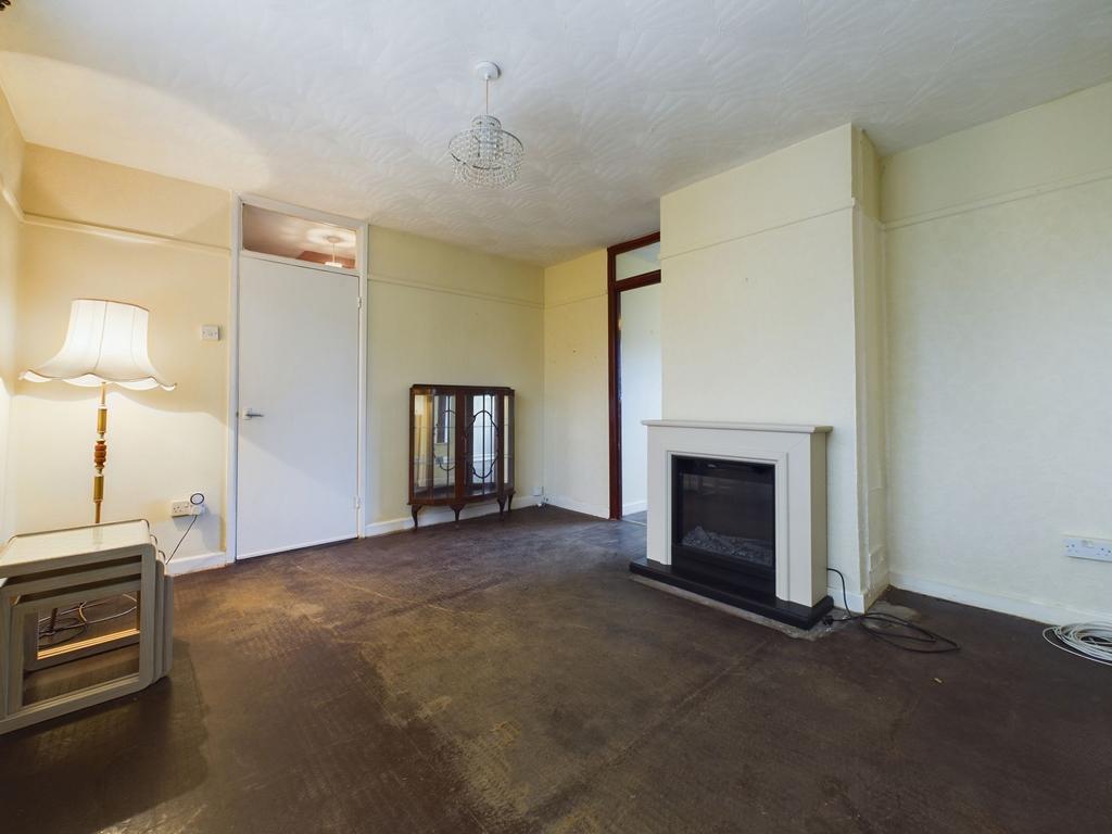 Brynawelon, Nantyglo, NP23 3 bed terraced house for sale £120,000