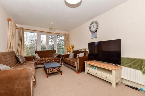 2 bedroom apartment for sale - James Ewart Avenue, Ashford, Kent