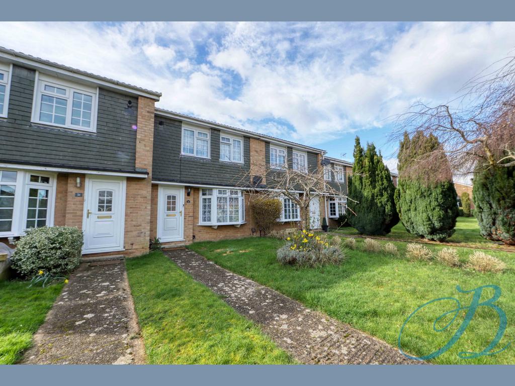 Lyneham Gardens, Maidenhead, SL6 2 bed terraced house to rent £1,700