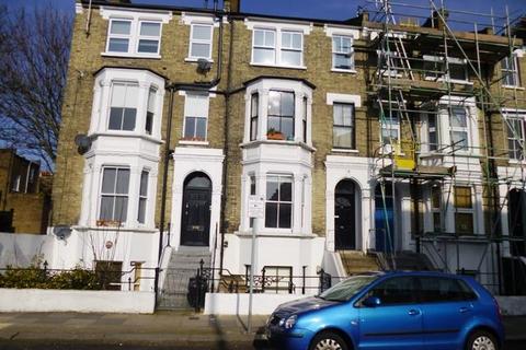 1 bedroom flat to rent, Goodwin Road, Shepherds Bush, London, W12